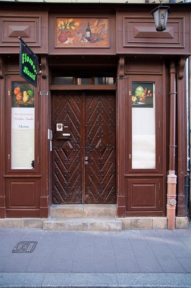 Flower Hostel