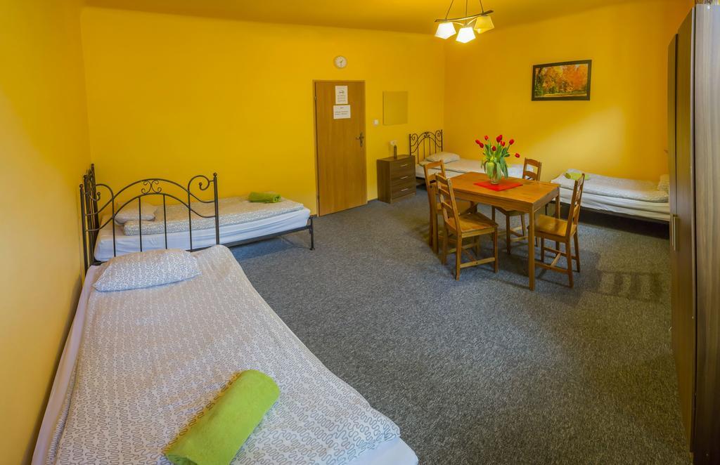 Flower Hostel