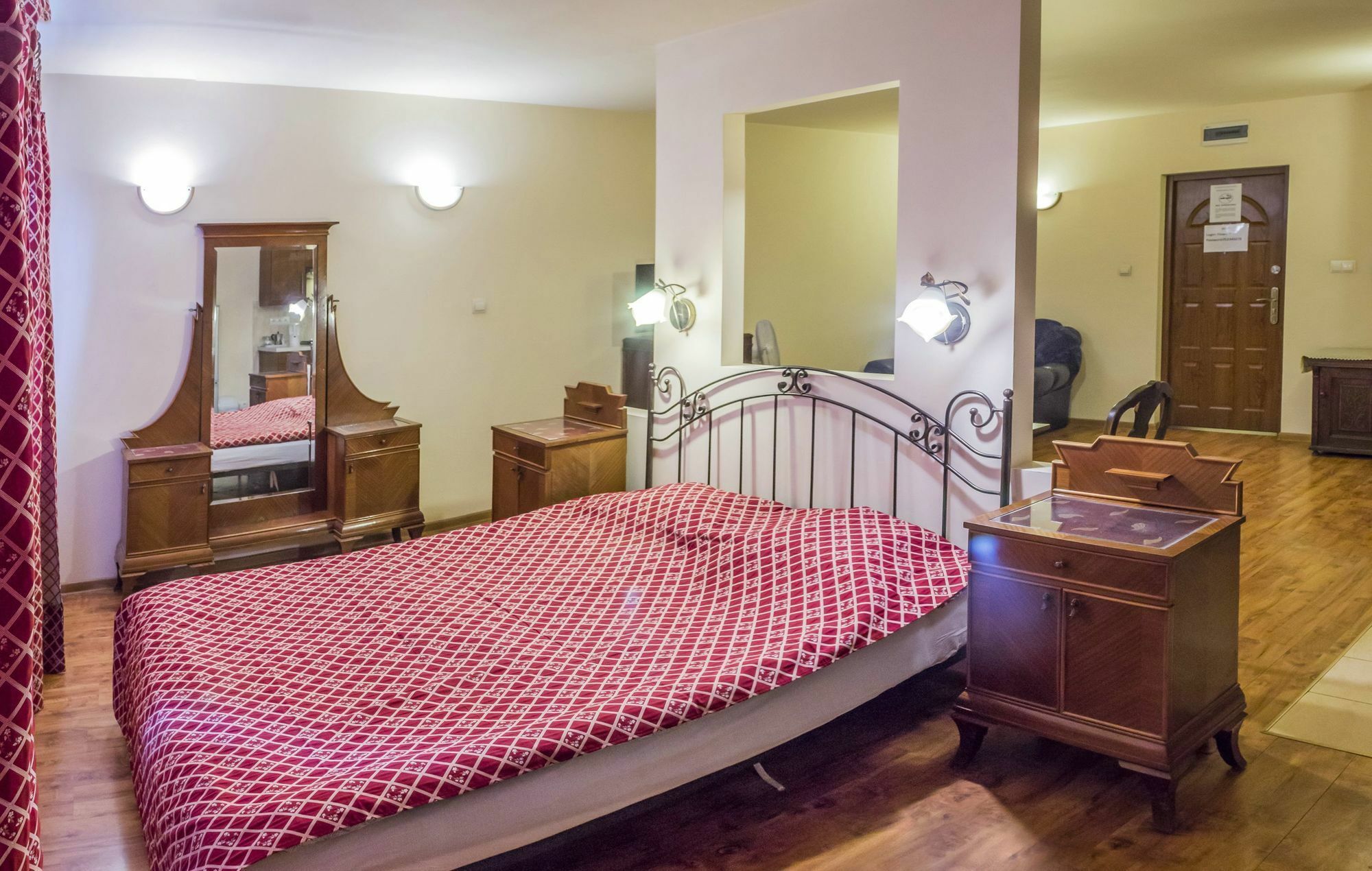 Flower Hostel